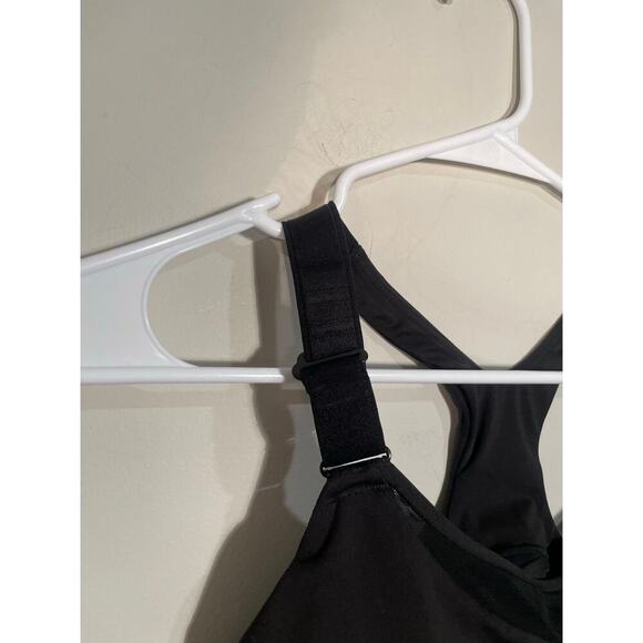 Athleta Ultimate Adjustable‎ Sports Bra in Black - Picture 5 of 9